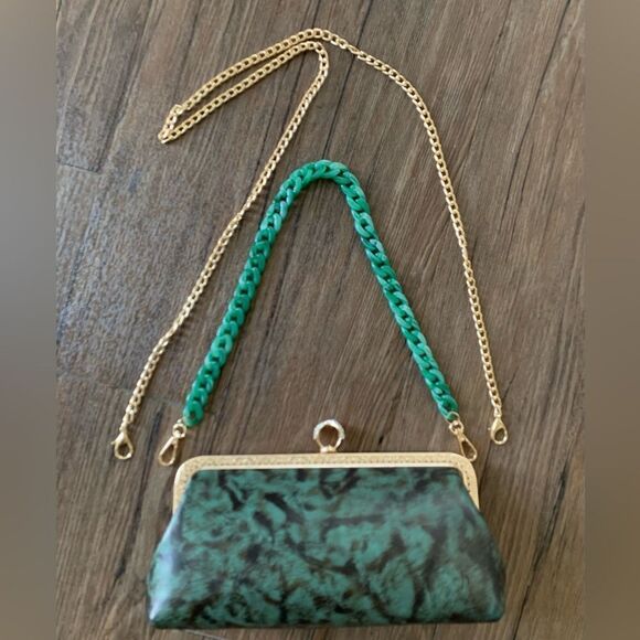 Handsewn Genuine Premium Leather Ring Shaped Push-lock Clutch/Crossbody - Picture 14 of 16